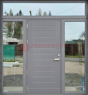 Серая стальная дверь с панелью МДФ и стеклянными фрамугами ДФГ-28 В Ижевске