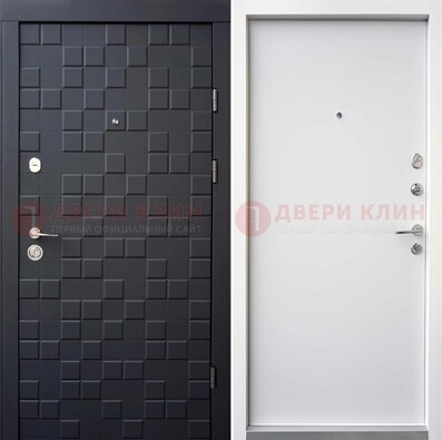 Темная входная дверь с белой МДФ внутри ДМ-222 В Ижевске