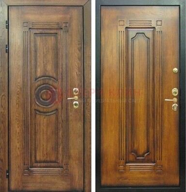 Коричневая металлическая дверь с массивом дуба с рисунком ДМД-10 В Ижевске