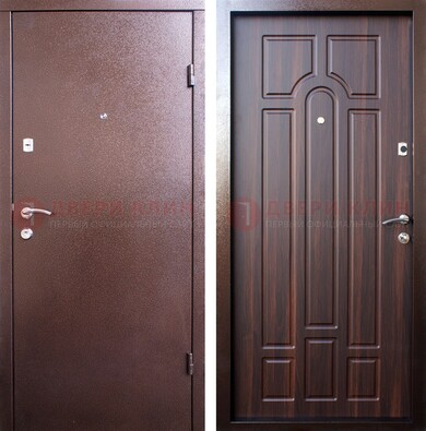 Коричневая стальная дверь с порошковой отделкой и МДФ внутри ДП-248 в Сургуте