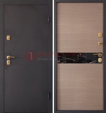 Коричневая металлическая дверь с порошковым окрасом ДП-82 В Ижевске