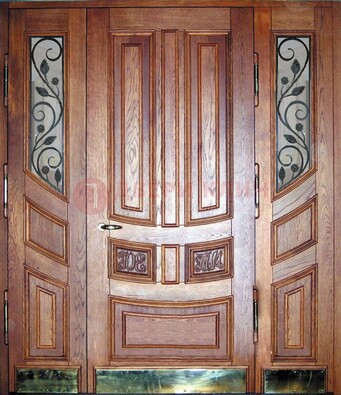 Парадная дверь со стеклом и ковкой ДПР-35 для загородного дома в Железнодорожном