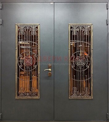 Входная металлическая парадная дверь со стеклом и ковкой ДПР-81 В Ижевске