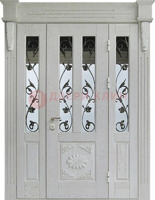 Входная парадная дверь со стеклом и ковкой в белом цвете ДПР-93 В Ижевске