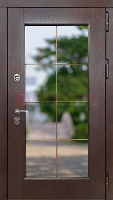 Коричневая стальная дверь со стеклом ДС-19 В Ижевске