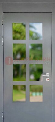 Серая металлическая дверь со стеклом ДС-78 В Ижевске