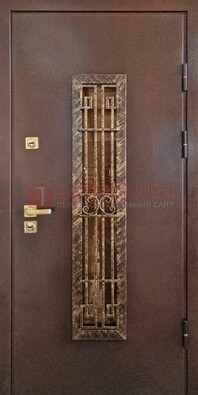 Металлическая дверь с порошковым напылением со стеклом и ковкой ДСК-110 В Ижевске
