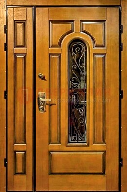 Распашная металлическая дверь со стеклом и ковкой для дома ДСК-152 В Ижевске