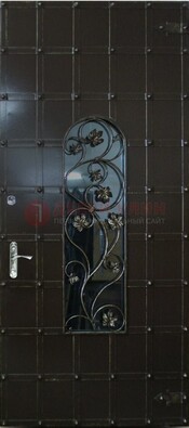 Высокая железная дверь со стеклом и ковкой ДСК-15 В Ижевске