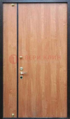 Светлая тамбурная дверь ДТМ-29 В Ижевске