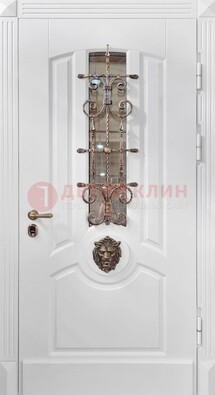Белая металлическая дверь с виноритом и стеклом с ковкой ДВТ-165 В Ижевске
