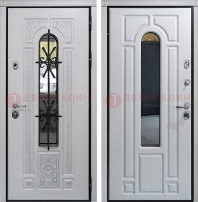 Белая стальная дверь с виноритом и ковкой снаружи ДВТ-197 В Ижевске