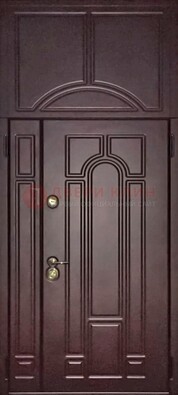 Коричневая железная дверь с виноритом и верхней фрамугой ДВТ-243 В Ижевске