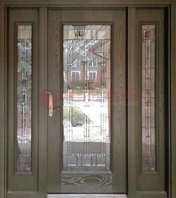 Коричневая стальная дверь с массивом дуба с витражом ВЖ-16 В Ижевске
